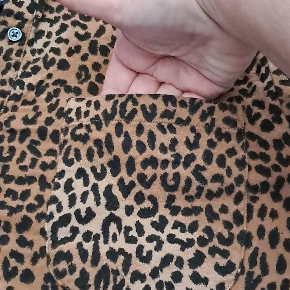 Lands' End Women's Size Medium Animal Print 1/2 Button Sleep Shirt